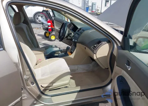 2004 Honda Accord 2.4 Lx from USA, damaged, VIN 1HGCM56304A024932